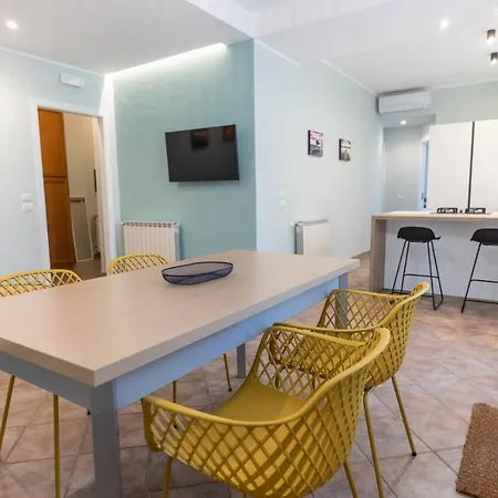 Teo House *